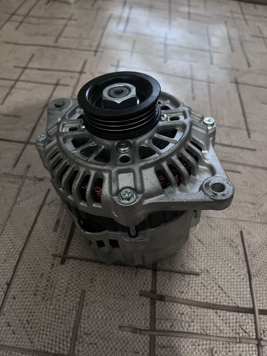 Продам генератор мазда