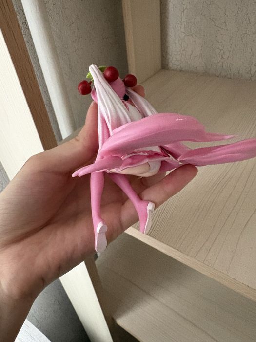 Аниме фигурка даром