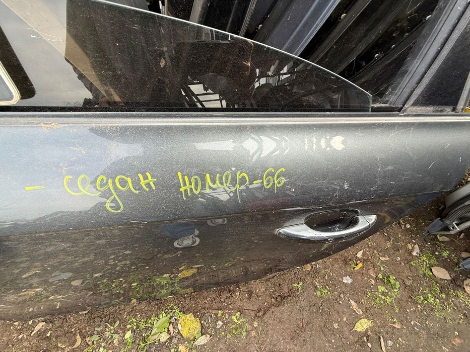 Задна лява врата Ауди Audi A4 B8 седан ном 66