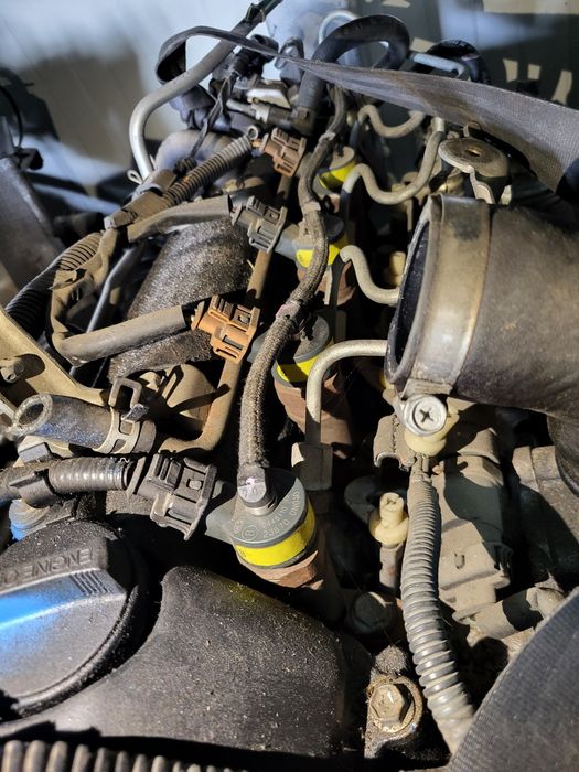 Injectoare toyota yaris 1.4 d4d 2004 0445110154