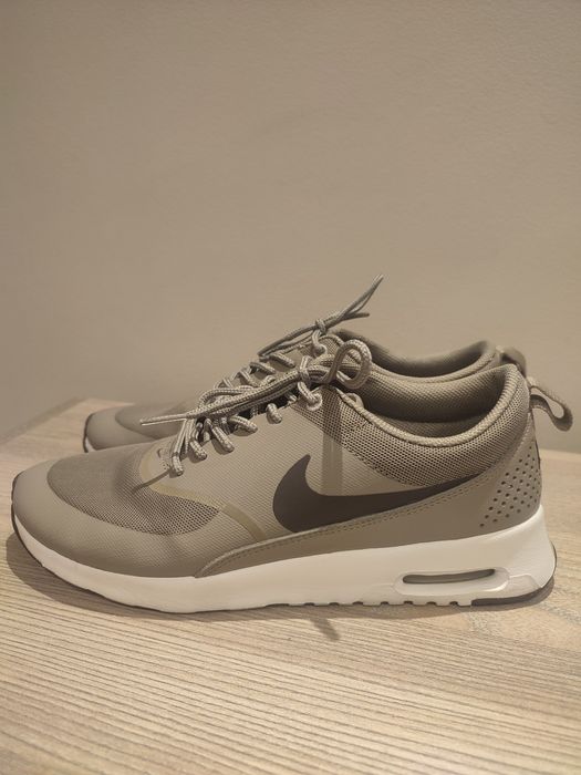 Дамски маратонки Nike!