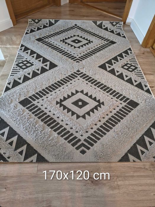 Covoare marimi si modele diferite 50-150 Ron