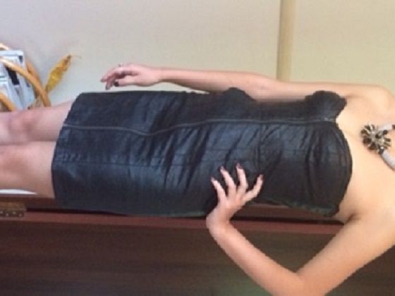 Продам коктейльное кожаное  платье