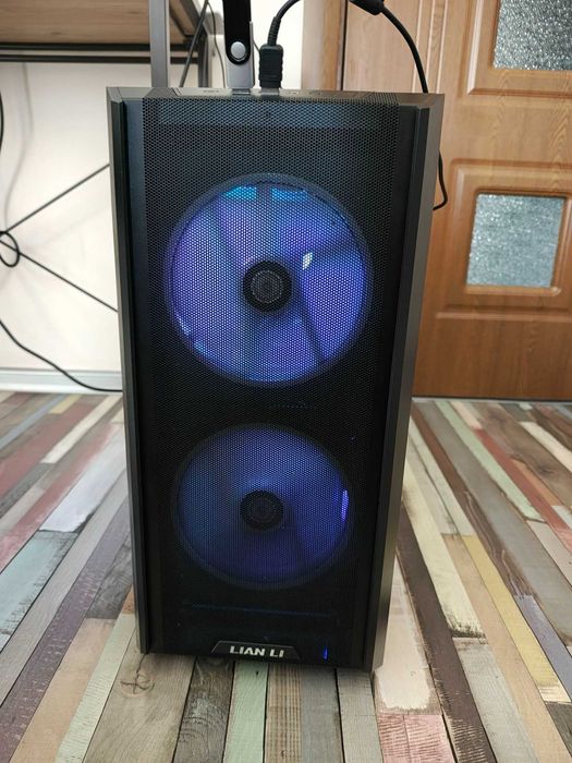 Геймърски компютър - RTX 4070 12GB, AMD ryzen 7 5800X, 32GB RAM, 1 TB NVME SSD