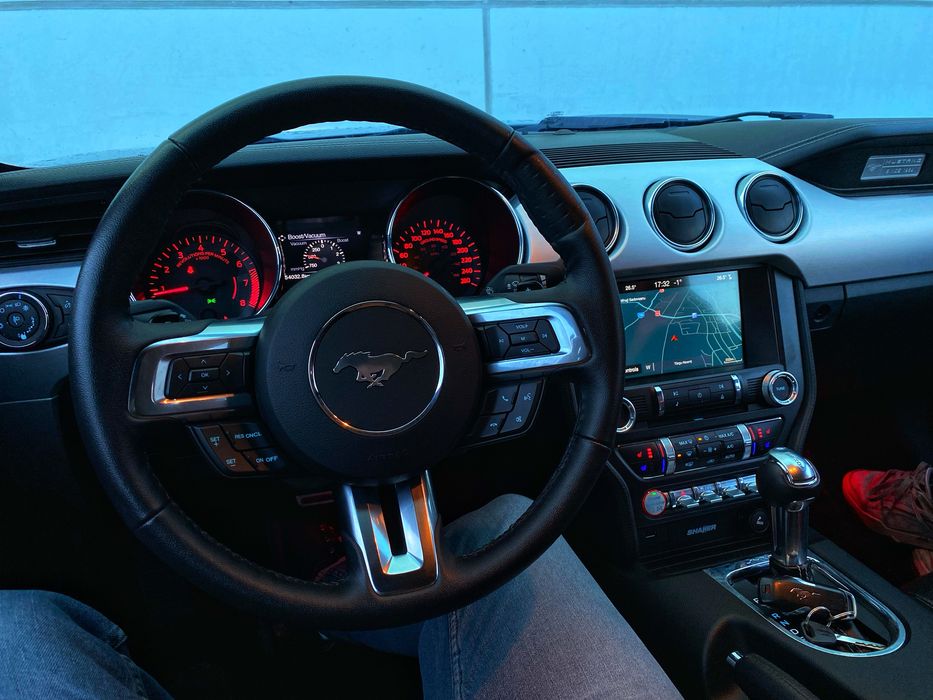 Ford Mustang 2018 / 50.000km / 317 cai