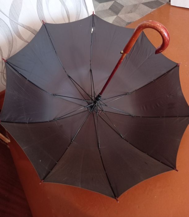 Продается зонт Б/У