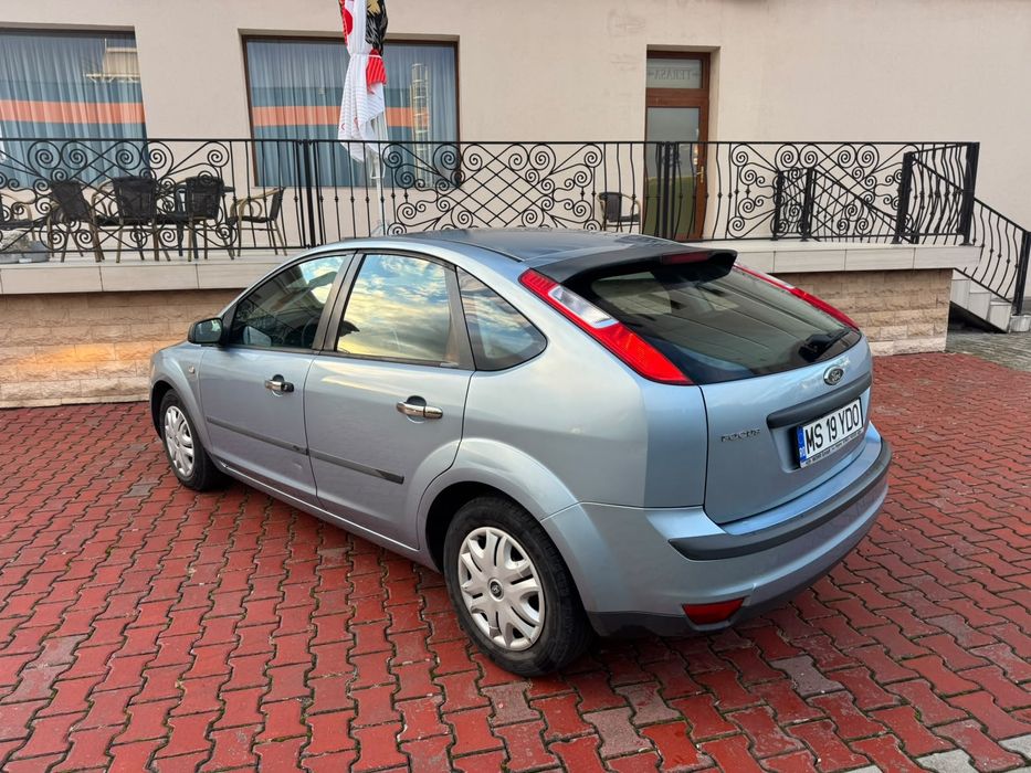 FORD Focus 2004 — imagine 4
