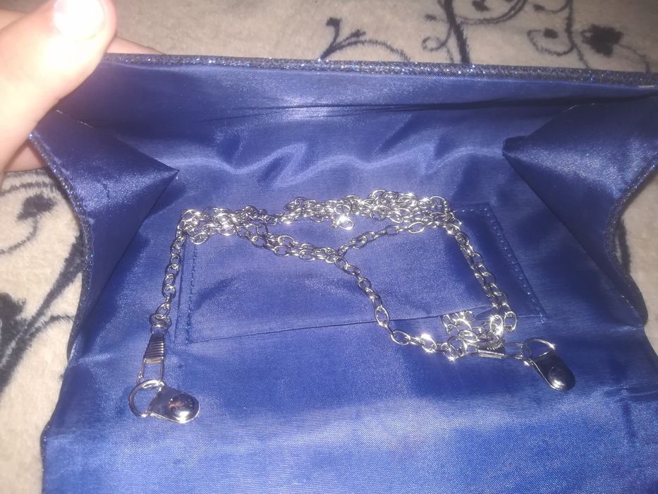 Gentuță de petrecere