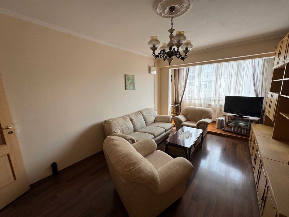 Продава се Тристаен апартамент в София, Надежда 2 - 90 кв.м за 1332 €/кв.м - Снимка #2