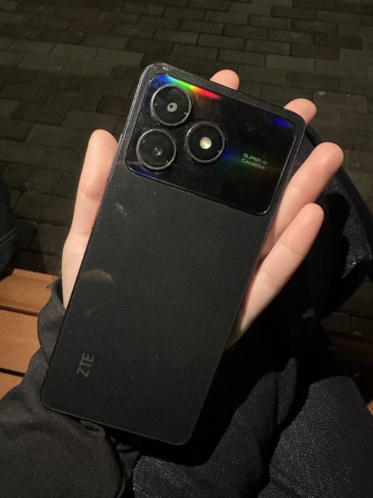 1-ZTE A36, 2-Redmi 9A