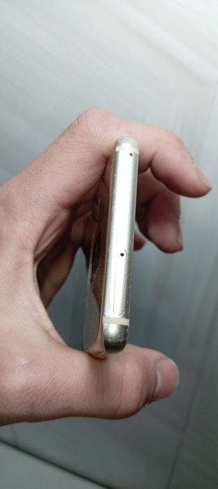 Samsung Galaxy A8 4/32 Gb 2021