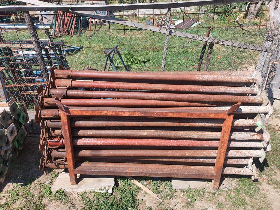 Se închiriază Panouri cofraje,grinzi , popi metalici!
