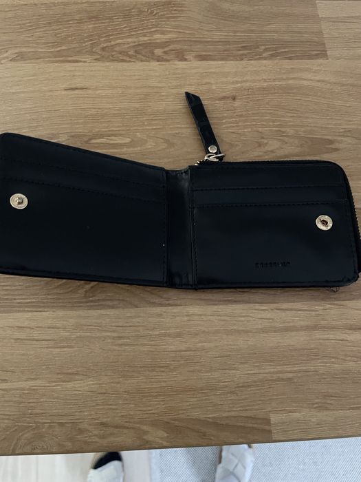 Дамска чанта ведно с картодържател Reserved