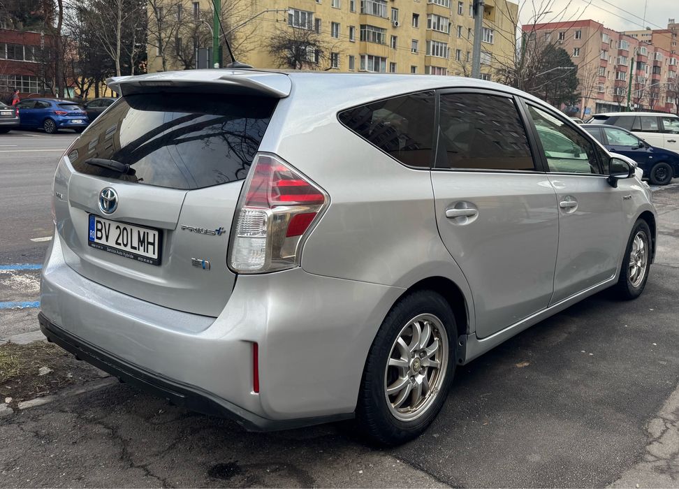 Toyota Prius Plus - 7 locuri