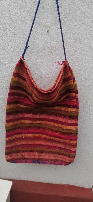 vand   traista  tesuta   din  lana   pret   65  lei