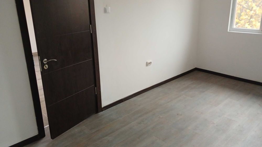 Продава се Тристаен апартамент в София, Сухата река - 61 кв.м за 1771 €/кв.м - Снимка #2