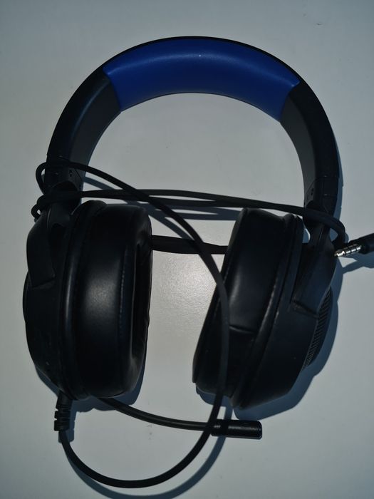 Căști Gaming Razer cu fir și microfon