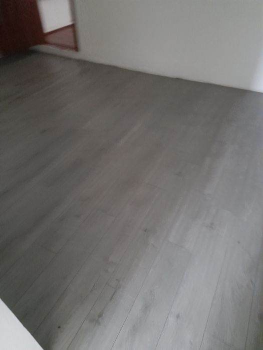 Продам ламинат в хорошем состоянии