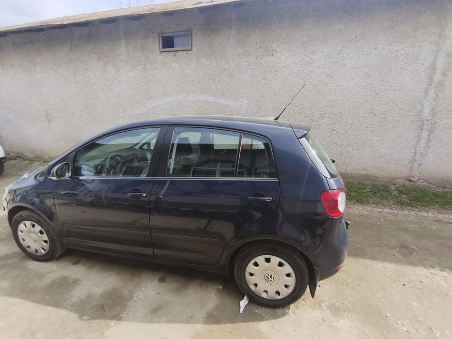 Se vinde golf 5 plus
