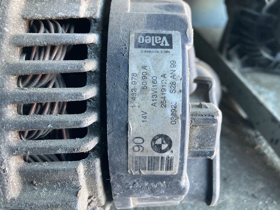 Генератор БМВ M52 M54B30 / BMW M52 M54B30