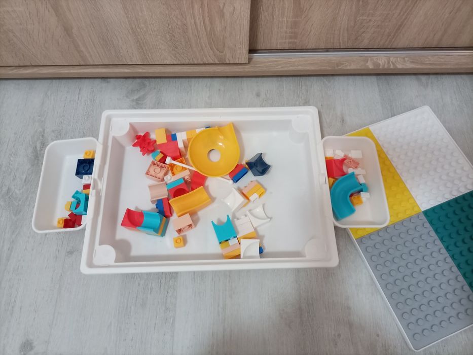 Маса с конструктор