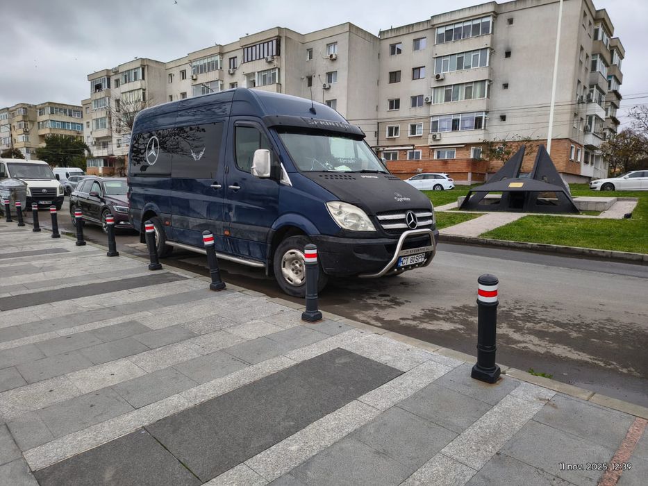 Vand microbuz mercedes sprinter 2010 8+1 315
