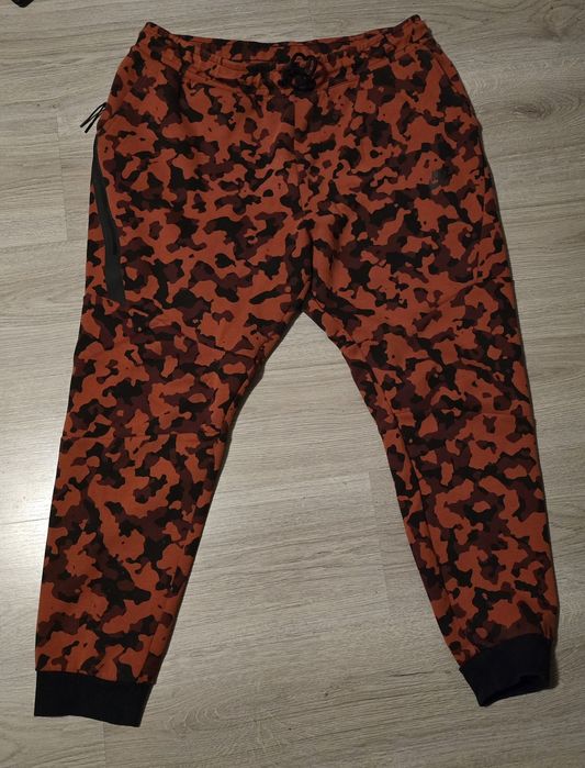 Nike camo tech комплект L размер