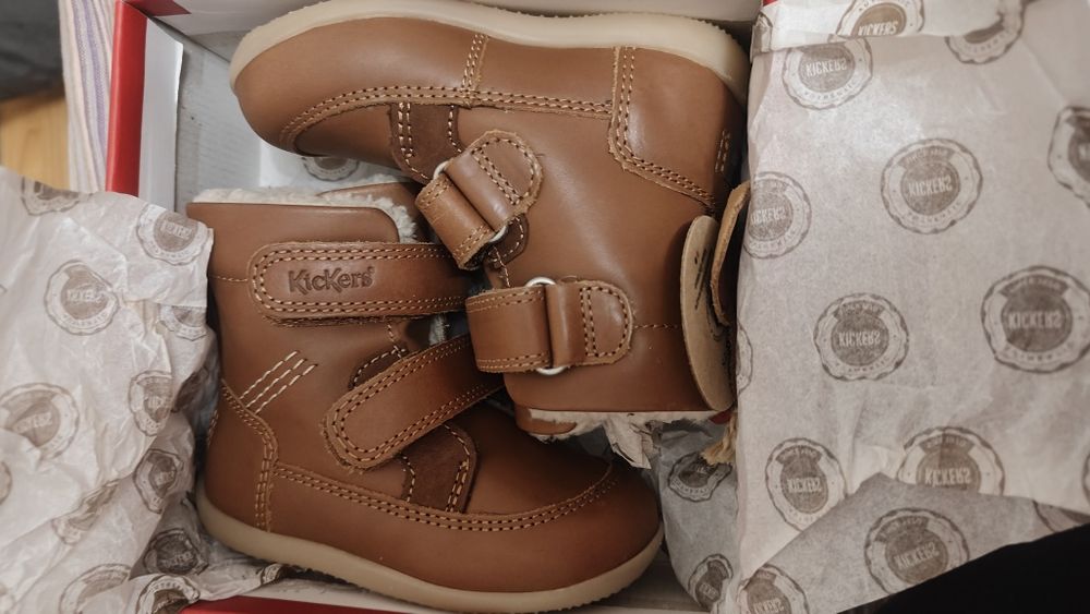 Ghetuțe piele Kickers