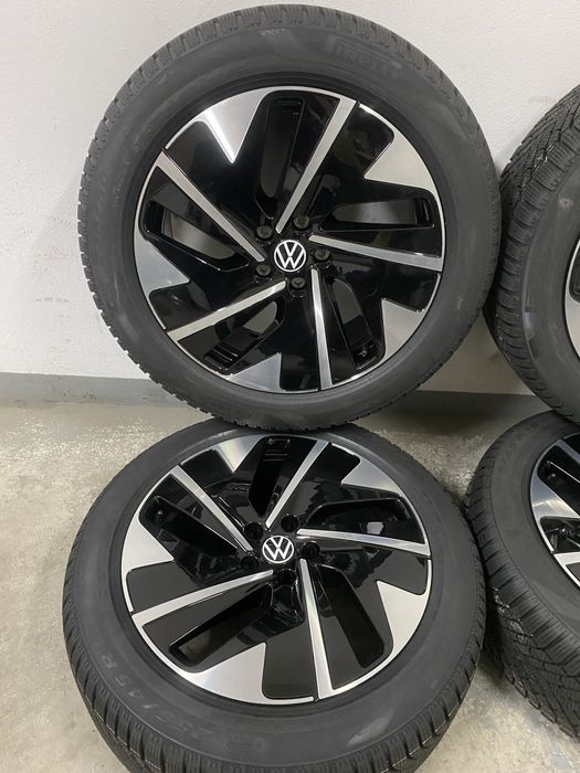 Jante NOI originale VW ID7 Iarna NOI 235/50/19 255/45/19 Pirelli latim