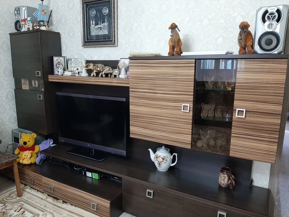 Продам стенку-горку