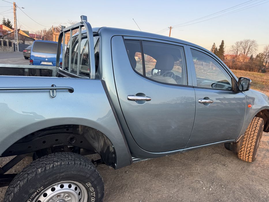 Mitsubshi L200 20008