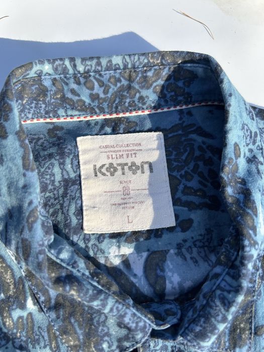 Camasa cu maneca scurta de festival model abstract unic marime L slim