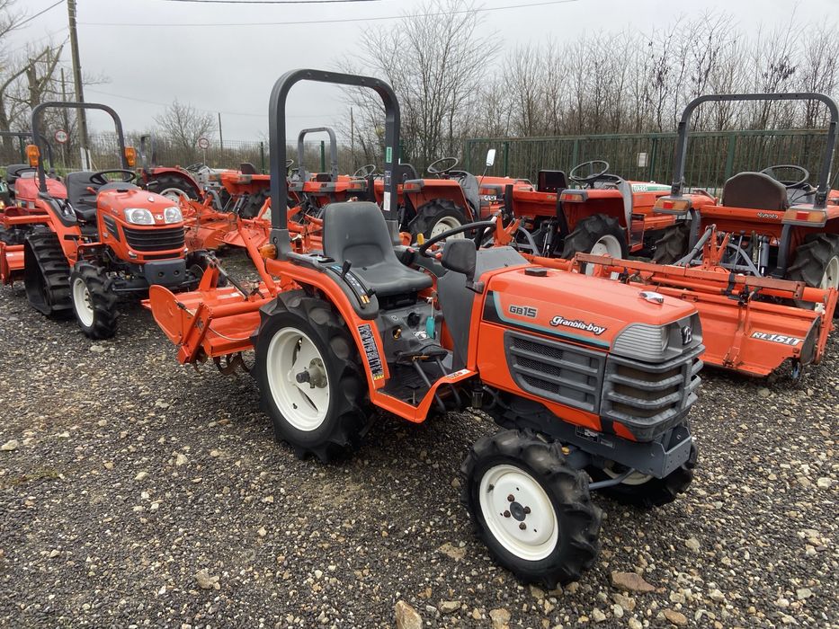 Tractor japonez Kubota GB15, 4x4, 15cp + freza