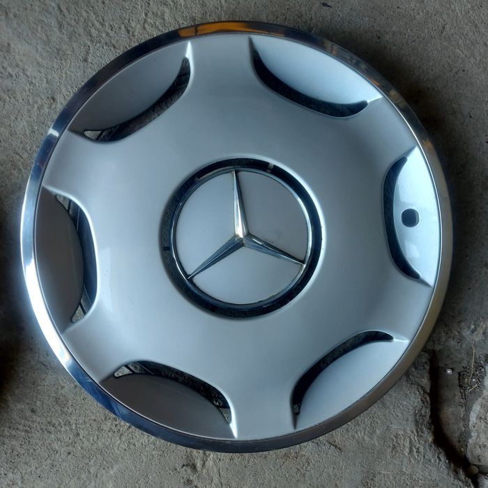 Колпаки Mercedes-Benz