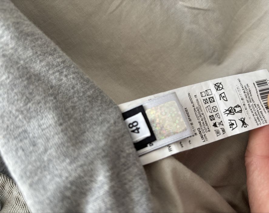 Dolce&Gabbana елек, размер 48; Guess яке