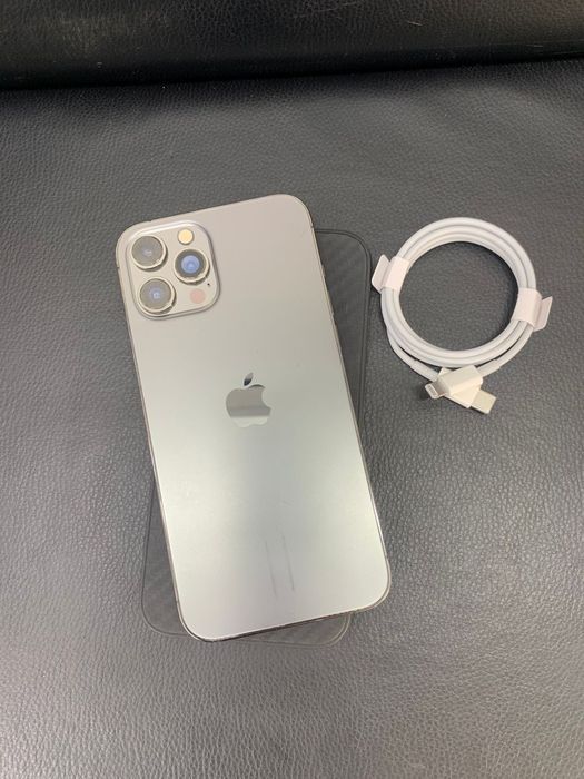 Айфон 12 про Макс 256 в отличном состоянии