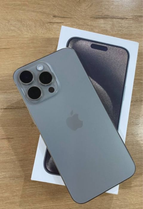 iPhone 15 про серый