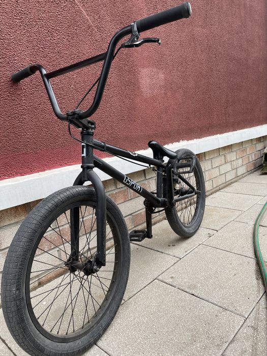 Продам велосипед BMX (для трюков,катания)