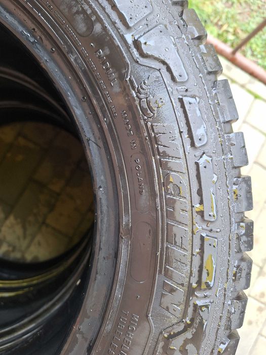 Cauciucuri Michelin M+S All Season 215/65 R16C