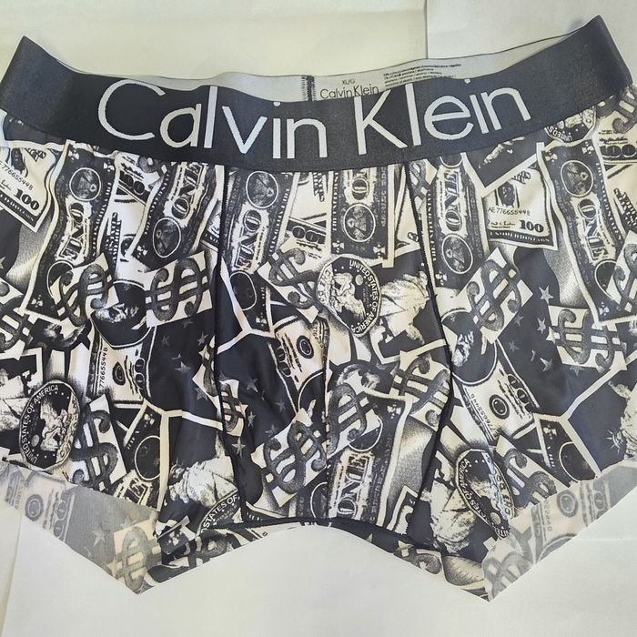 Boxeri set 3 buc C a l v i n  K L E I N, marimea  L / XL , Super PRET