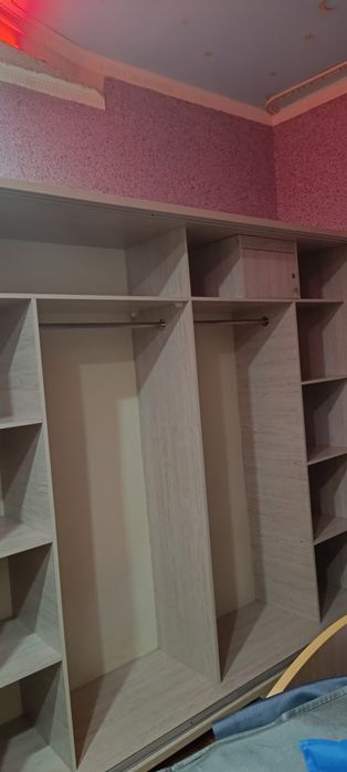 шкаф срочна сотаман бакувват