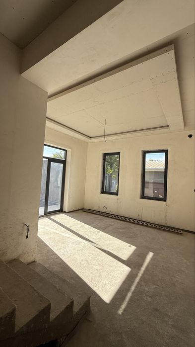 High Tech xovli sotiladi