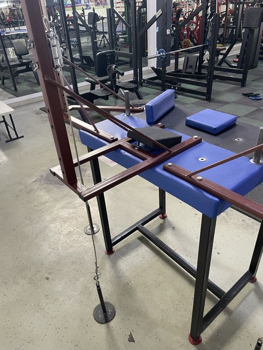 профессиональный стол для армрестлинга