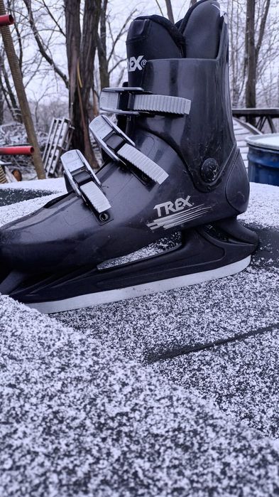 Vând patine TREX