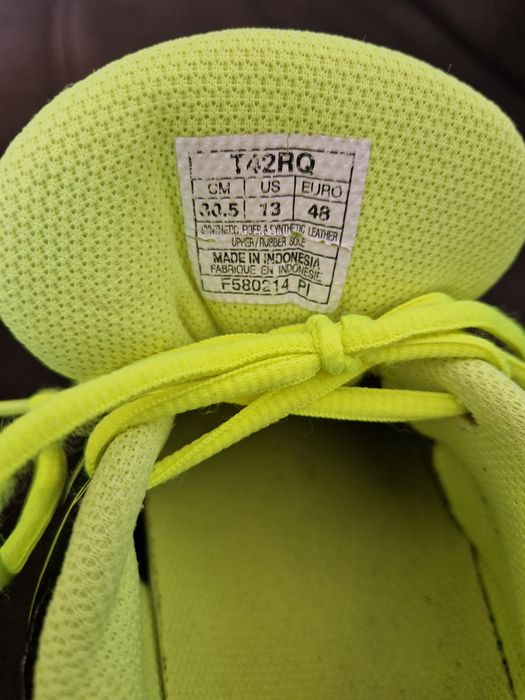 Vând adidași  Asics Gel Evation