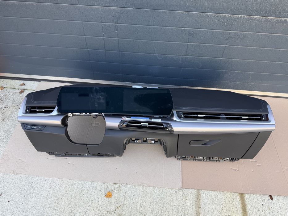 Plansa bord BMW SERA 2 U06