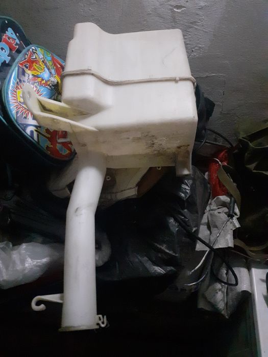 Сол жак арткы фар