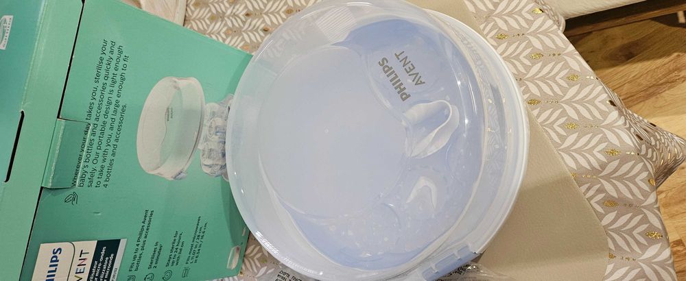 Стерилизатор за бебешки шишета Авент