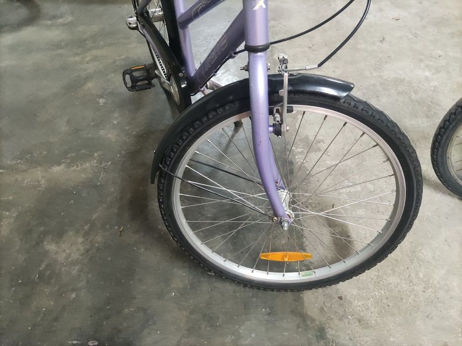 Дамски градски велосипед 24“ с алуминиева рамка