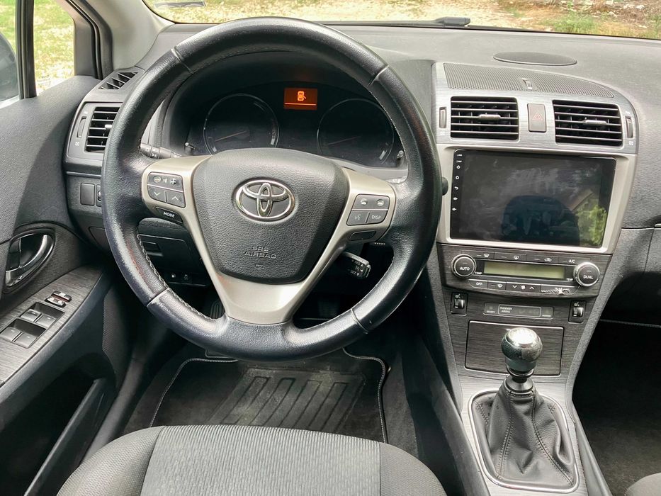 Toyota Avensis 2011 2.2 D4D 150 кс